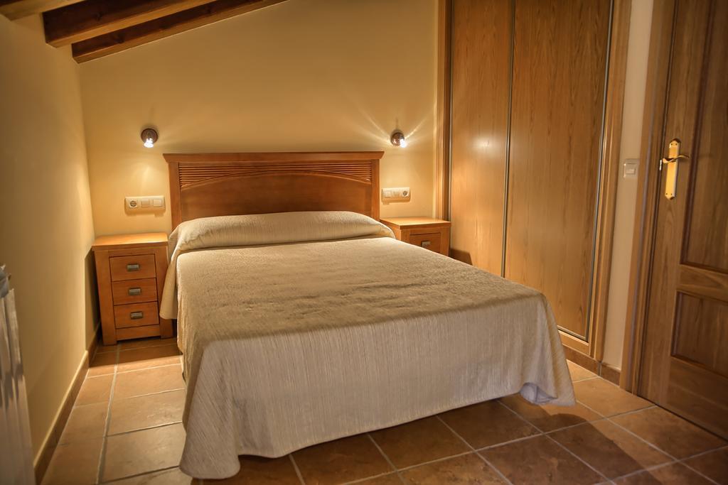 Apartamentos Casa Riu Sahun Room photo