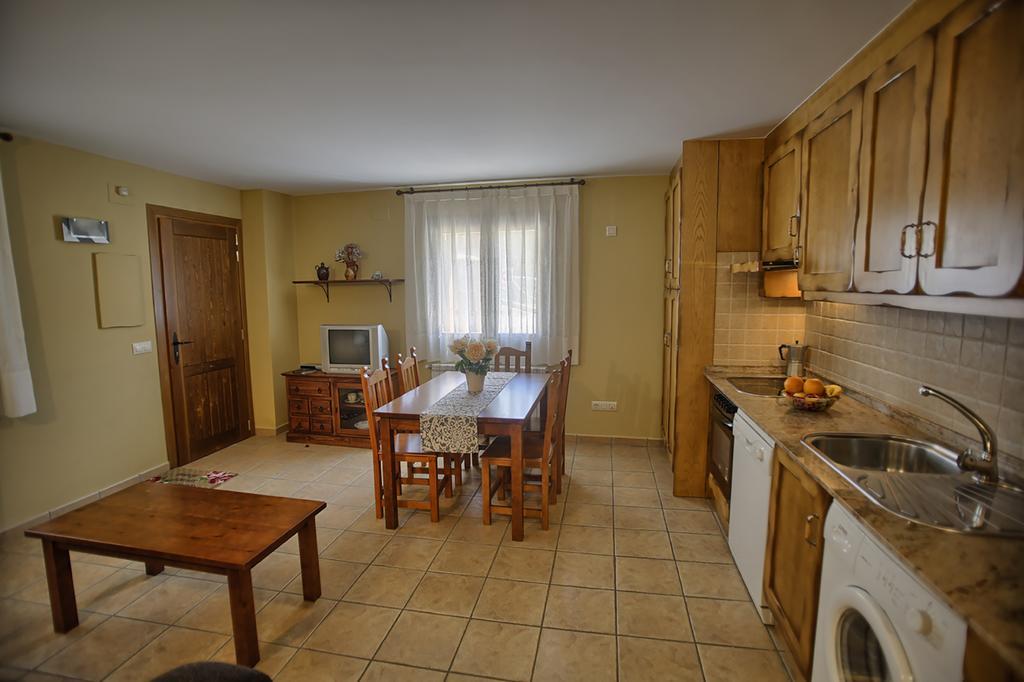 Apartamentos Casa Riu Sahun Room photo